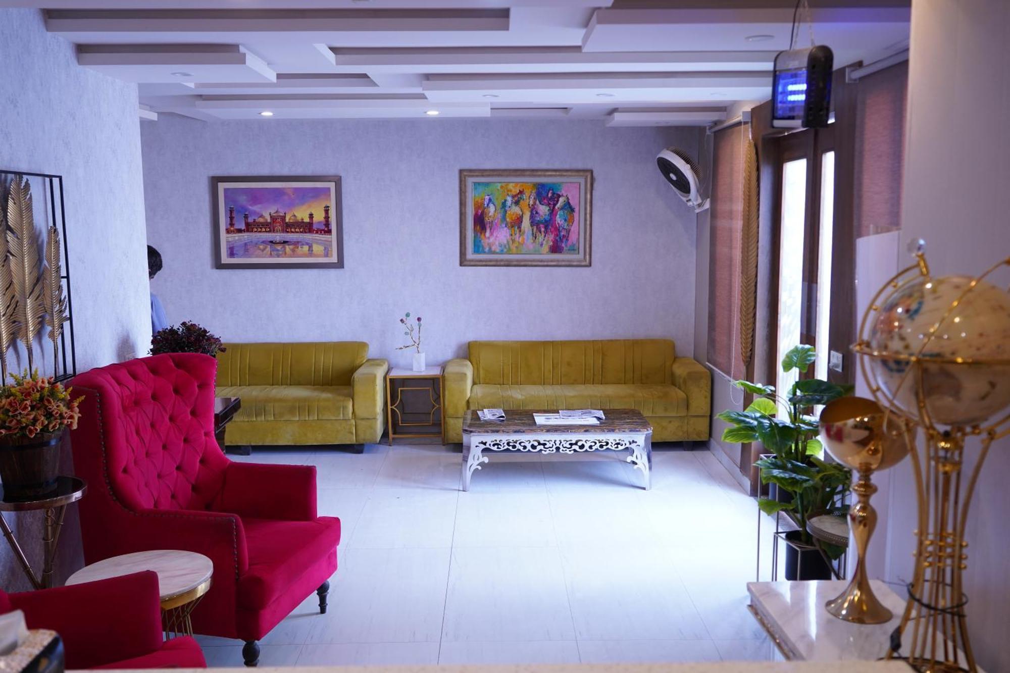 Hotel Avalon Suites Multan Extérieur photo