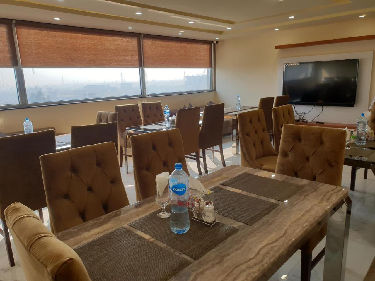 Hotel Avalon Suites Multan Extérieur photo